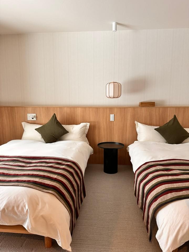 寝室１　ツインベッド