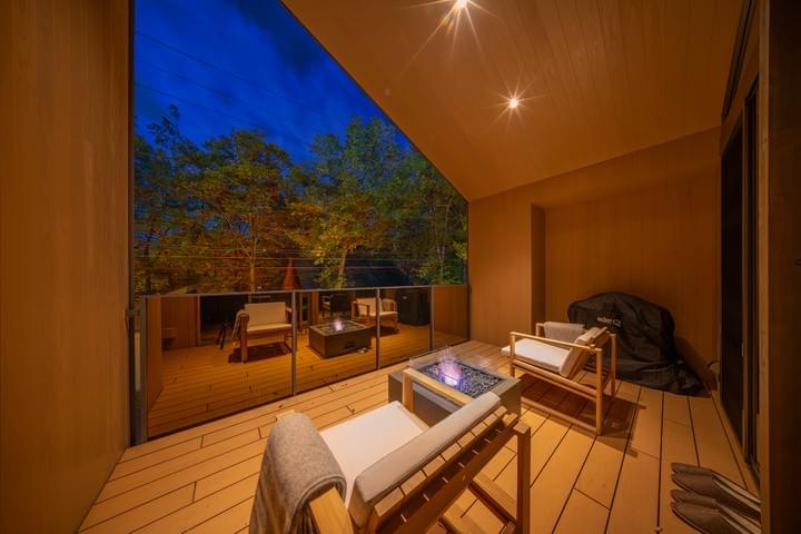 Balcony with a fire pit