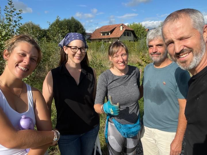 équipe de bénévoles, jardin-forêt, agroforesterie, haie fruitière, eysins, forêt comestible