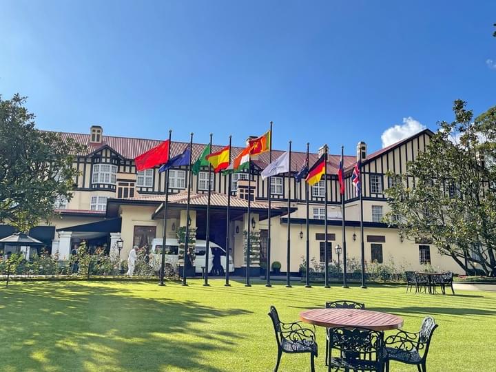 srilankareisen-lk-the-grand-hotel-nuwara-eliya