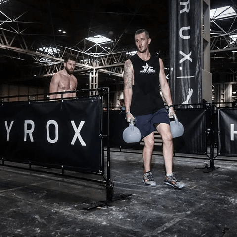 Kettlebell carry by Pete