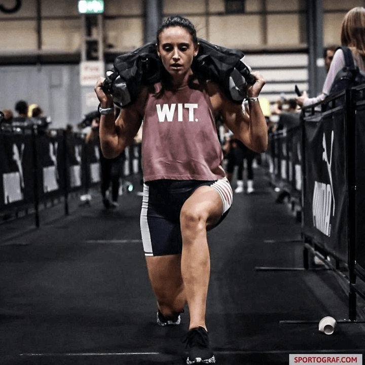 Jodie completing the lunges