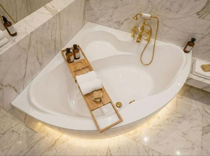 Baignoire de coin Tunisie / Salle de bains Tunisie / Sanitaire Tunisie / Baignoire d'angle design Tunisie / Baignoire de coin bon prix Tunisie / Baignoires en coin Tunisie