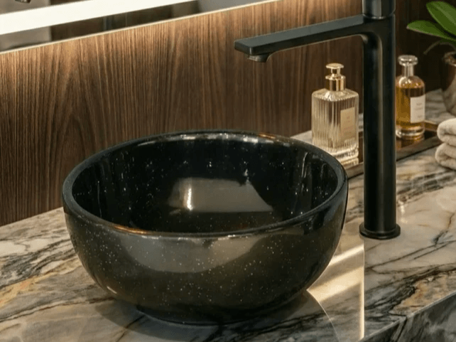 Bol à poser petite salle d'eau / Bol à poser noir Tunisie / Bol à poser petite taille Tunisie / Salle de bain Tunisie / Vasque bol à poser Tunisie / Petite vasque à poser Tunisie / Vasque ronde à poser Tunisie / Bol à poser 30 cm Tunisie