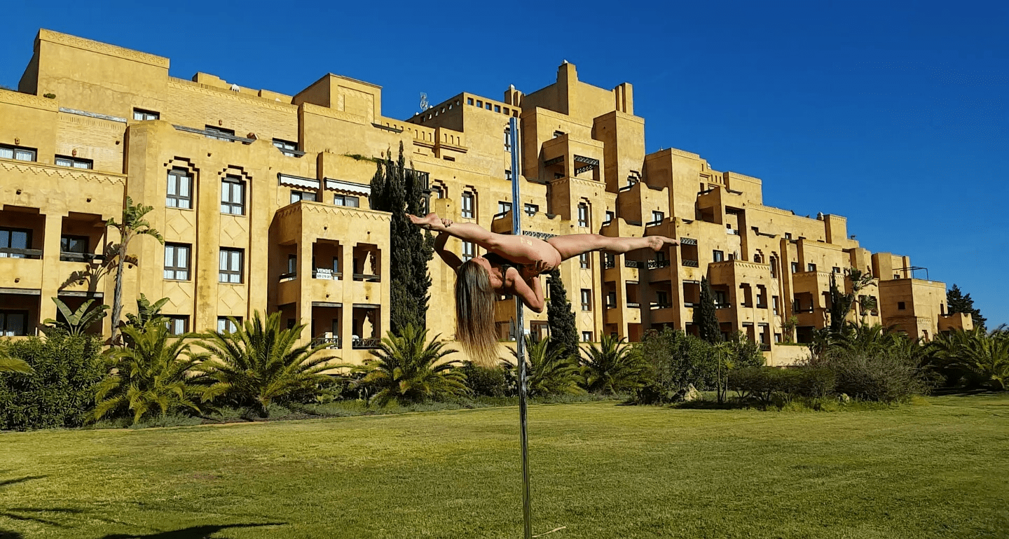 Delarte Pole Dance Studio, escuelas de danza en Huelva