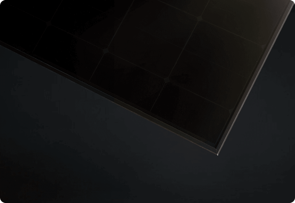 IBC Solarmodul ohne Frontkontakte – einheitliche vollschwarze Optik