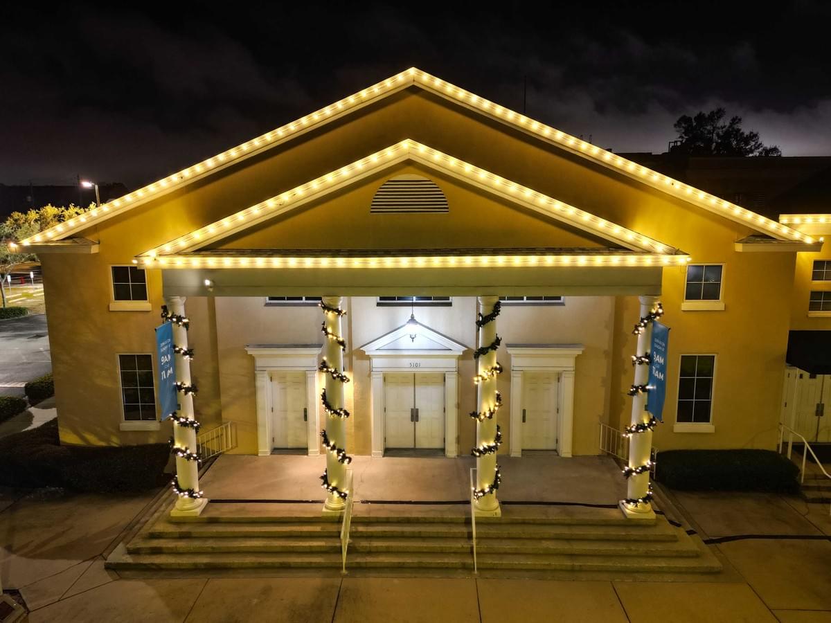 Christmas light installation project 22 in Tampa by Holiday Decorating Tampa