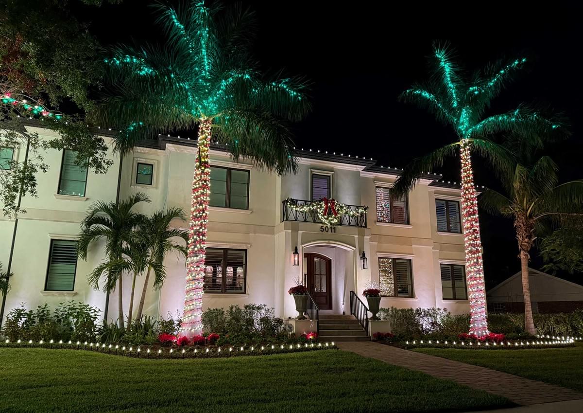 Christmas light installation project 32 in Tampa by Holiday Decorating Tampa