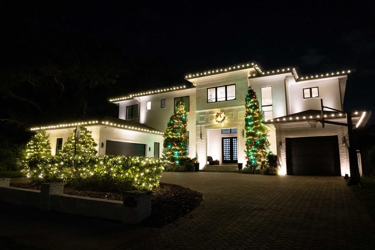Christmas light installation project 18 in Tampa by Holiday Decorating Tampa
