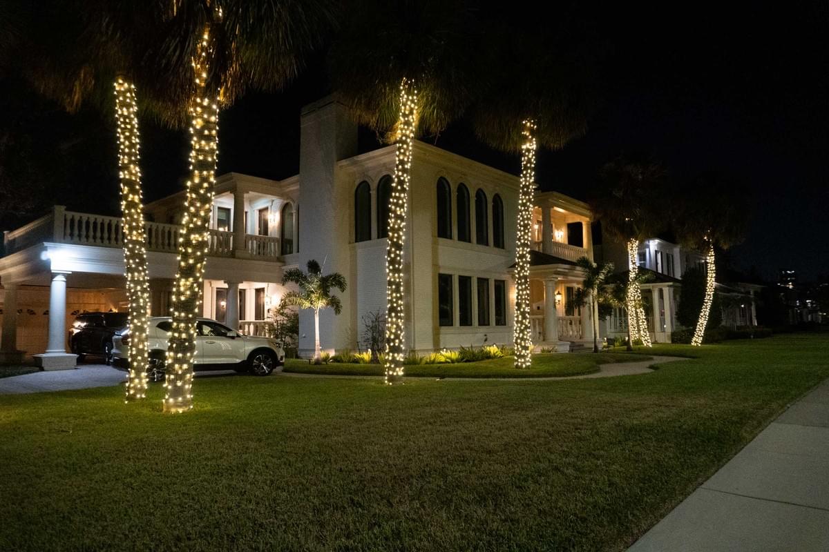 Christmas light installation project 23 in Tampa by Holiday Decorating Tampa