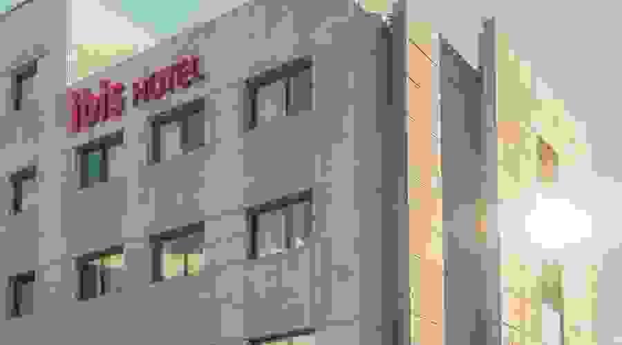 broken image