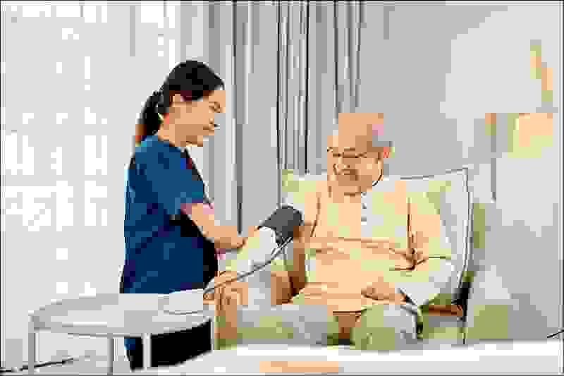 心照護的專業看護服務 心照護的專業看護服務