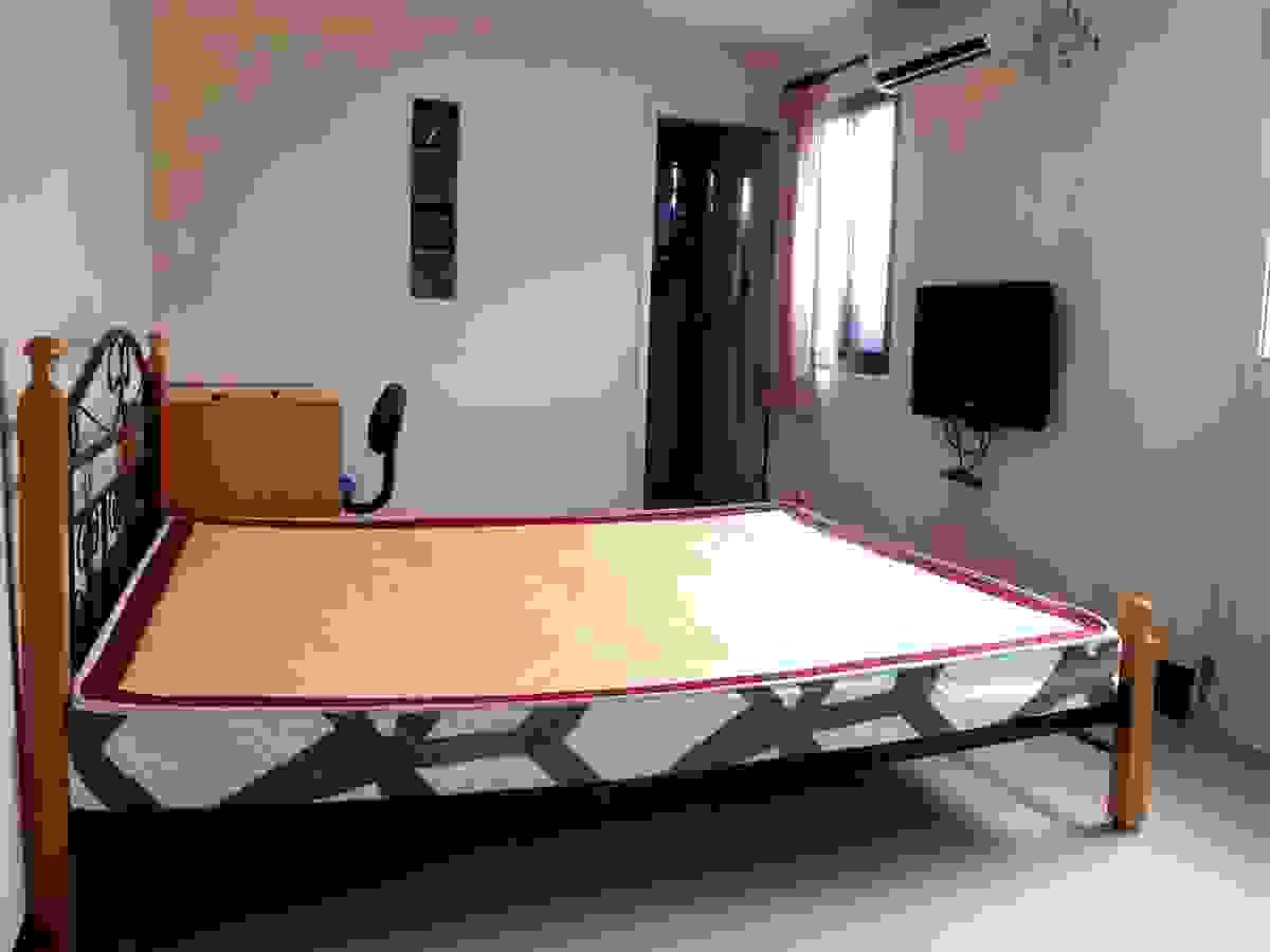 broken image