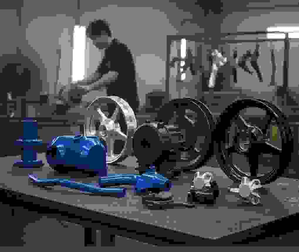 anodized and polished aluminum automotive components anodized and polished aluminum automotive components