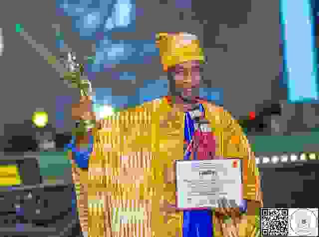 Dani Kouyaté, Etalon d'or de Yennega du Fespaco 2025 © FESPACO Dani Kouyaté, Etalon d'or de Yennega du Fespaco 2025 © FESPACO