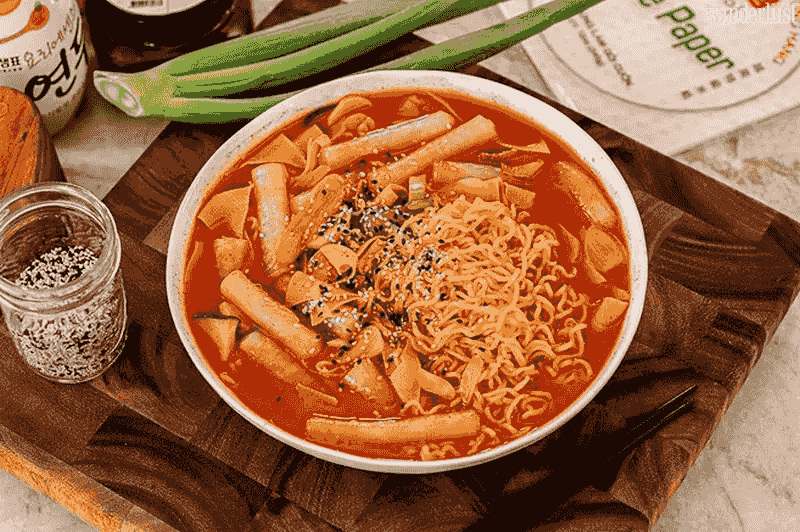 Ăn bánh gạo cay Hàn Quốc có lợi ích gì?