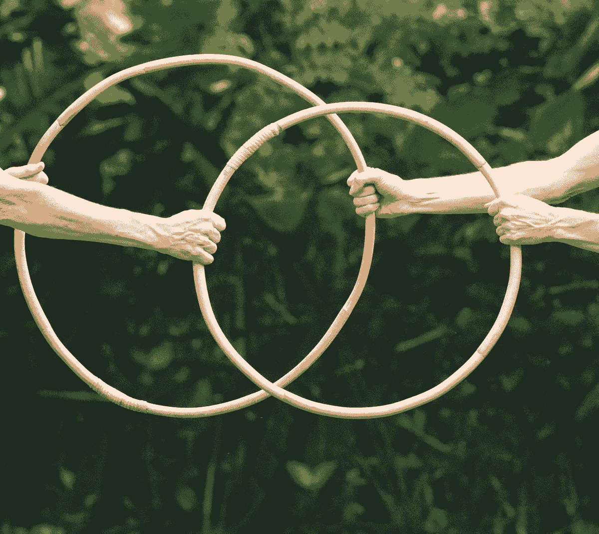 Our collective of experienced guides, coaches, mentors, and therapists is dedicated to weaving purpose into your daily life. We offer personalized approaches tailored to your unique needs, empowering you to unlock your potential and navigate life's challenges with confidence. Welcome to MindLoom Mindloom offers two cozy therapy and coaching rooms, shared by a collective of guides, coaches, mentors, therapists, and practitioners dedicated to helping you weave balance, healing, and purpose into your daily life.