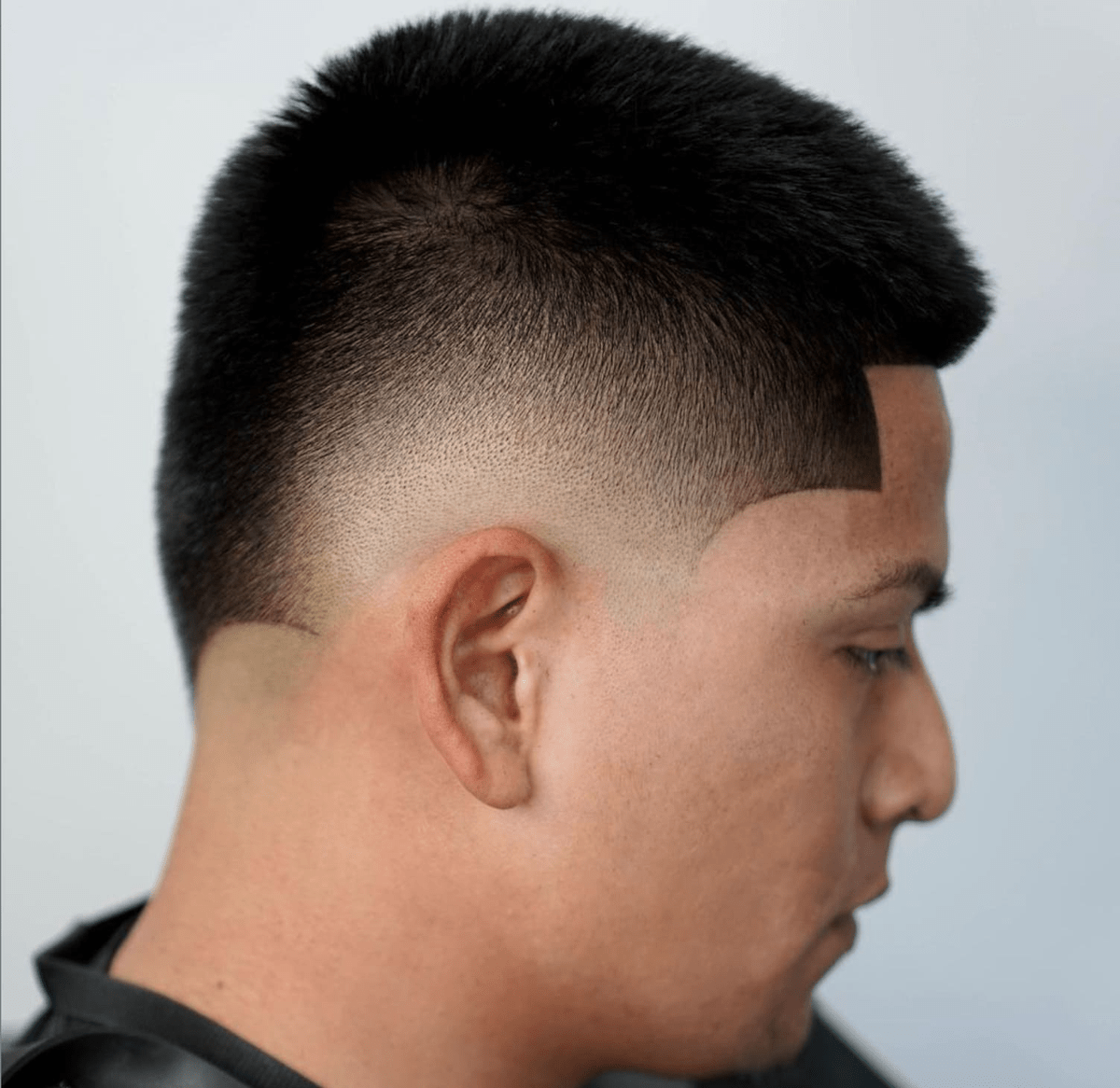 Men's haircut burst fade