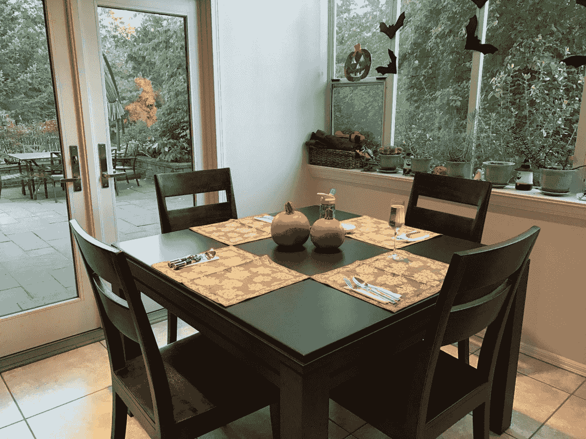 Kitchen table games pinellas park fl