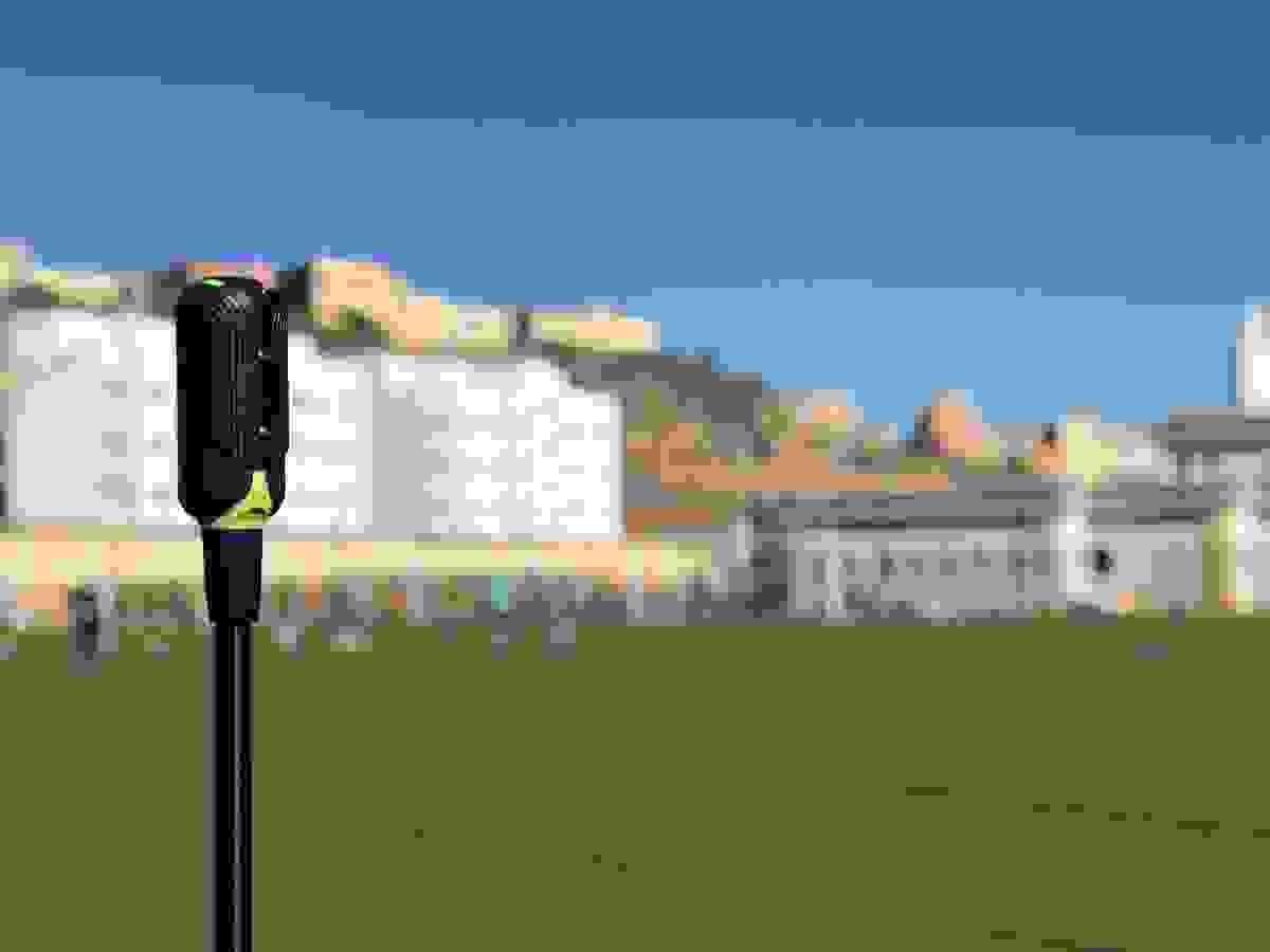 INSAIT KS delivers cm-level precision by incorporating UWB technology INSAIT KS delivers cm-level precision by incorporating UWB technology