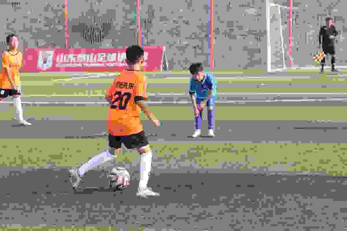 Shandong Taishan FC uses INSAIT KS player tracking system to monitor player's tactical and technical performance during the talent selection camp.