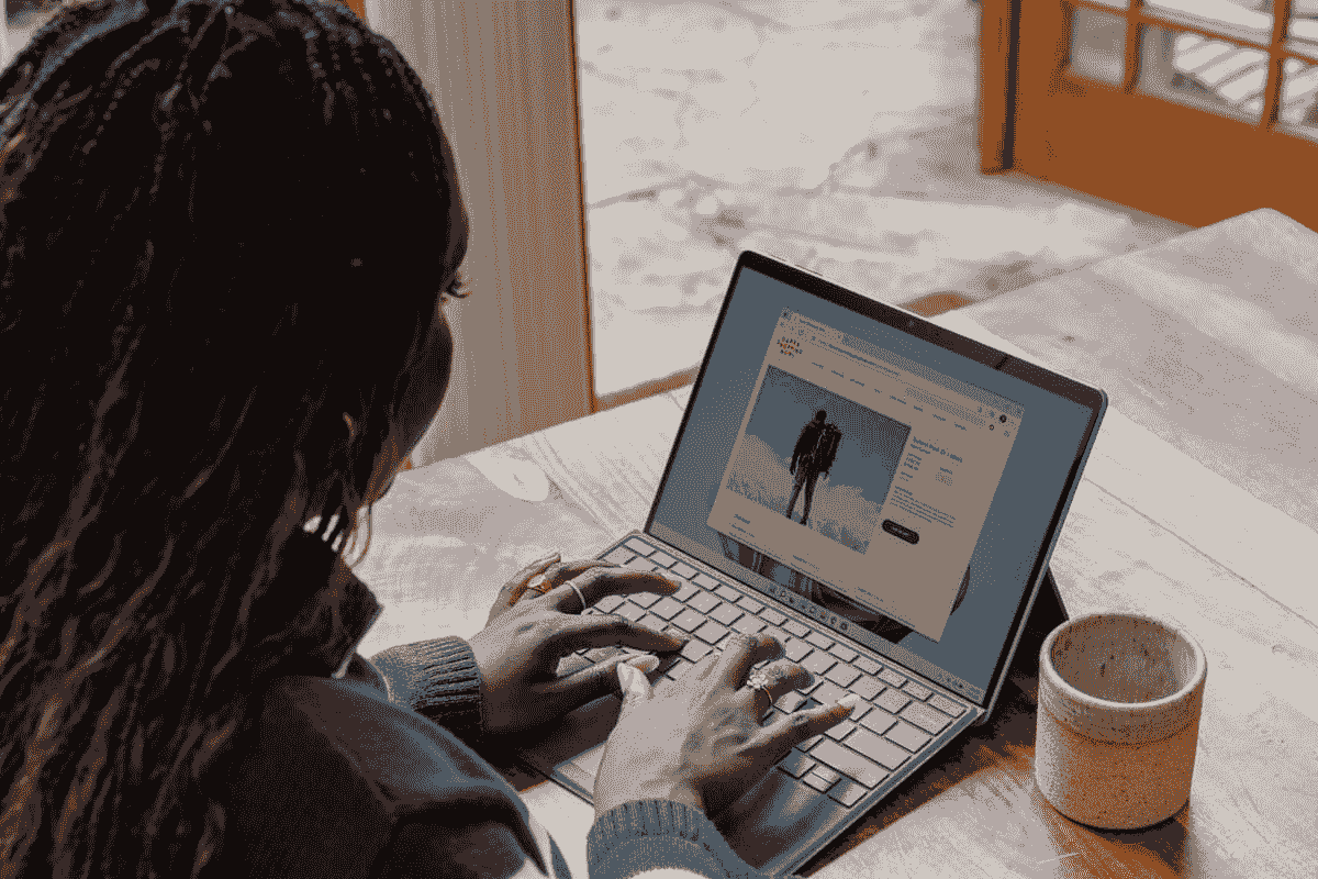 Clickbait către cash: stăpânirea trucurilor de marketing social care chiar funcționează