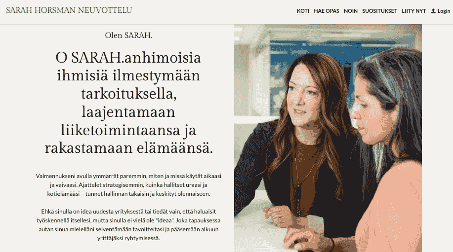 Sarah Horsman Puhujan nettisivumalli Strikinglystä