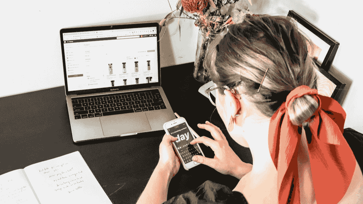 Podnieś Swoją Sklep Internetowy: Głęboka Analiza Nowych Trendów E-commerce