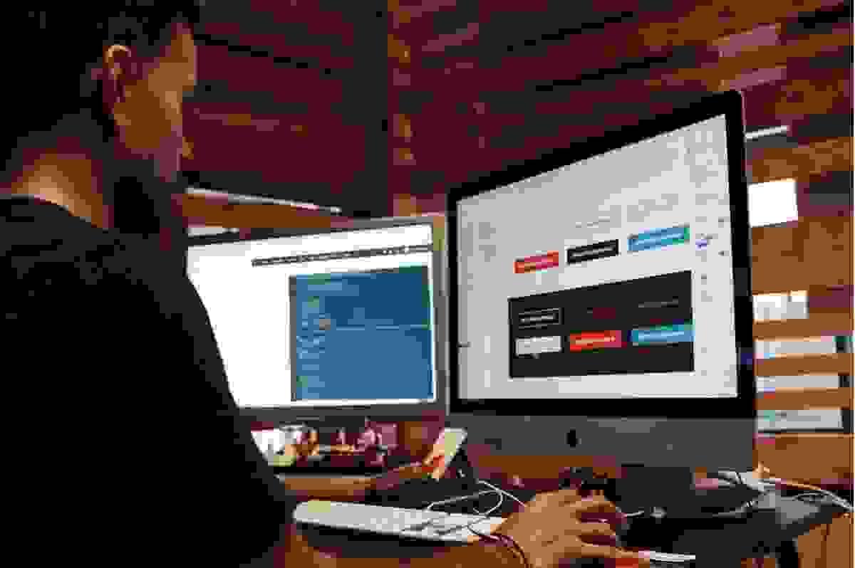 Ontwerp voor Morgen: Een Uitgebreide Gids voor Webdesign Beste Praktijken voor Succes