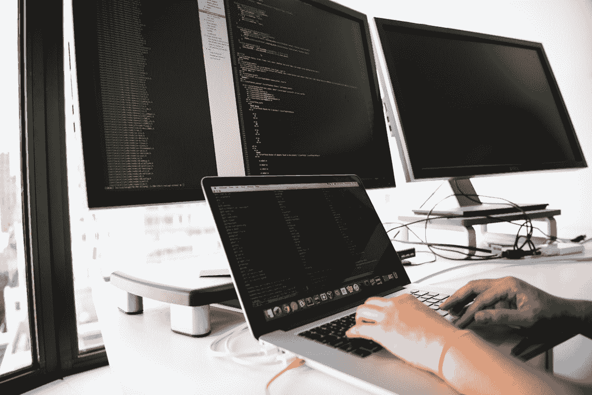 Caracteristici cheie de căutat în găzduirea web ieftină