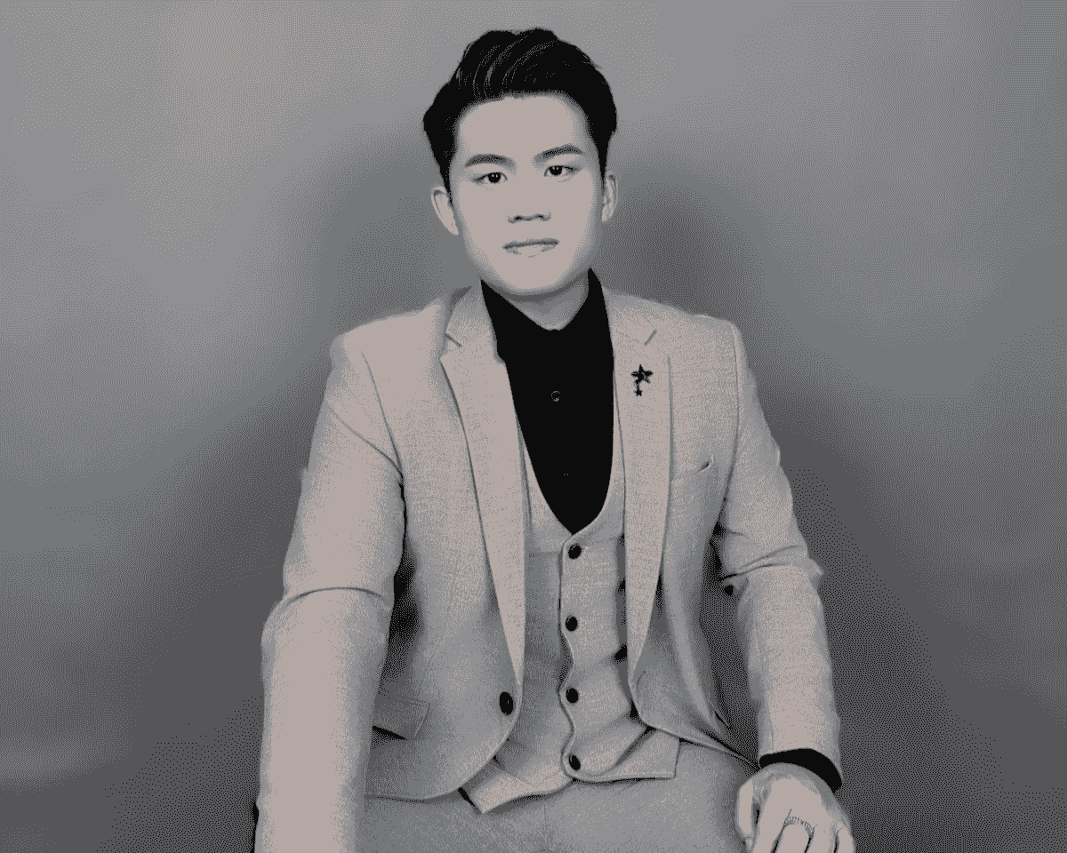 Issac - 创办人兼资深导师 Issac - 创办人兼资深导师