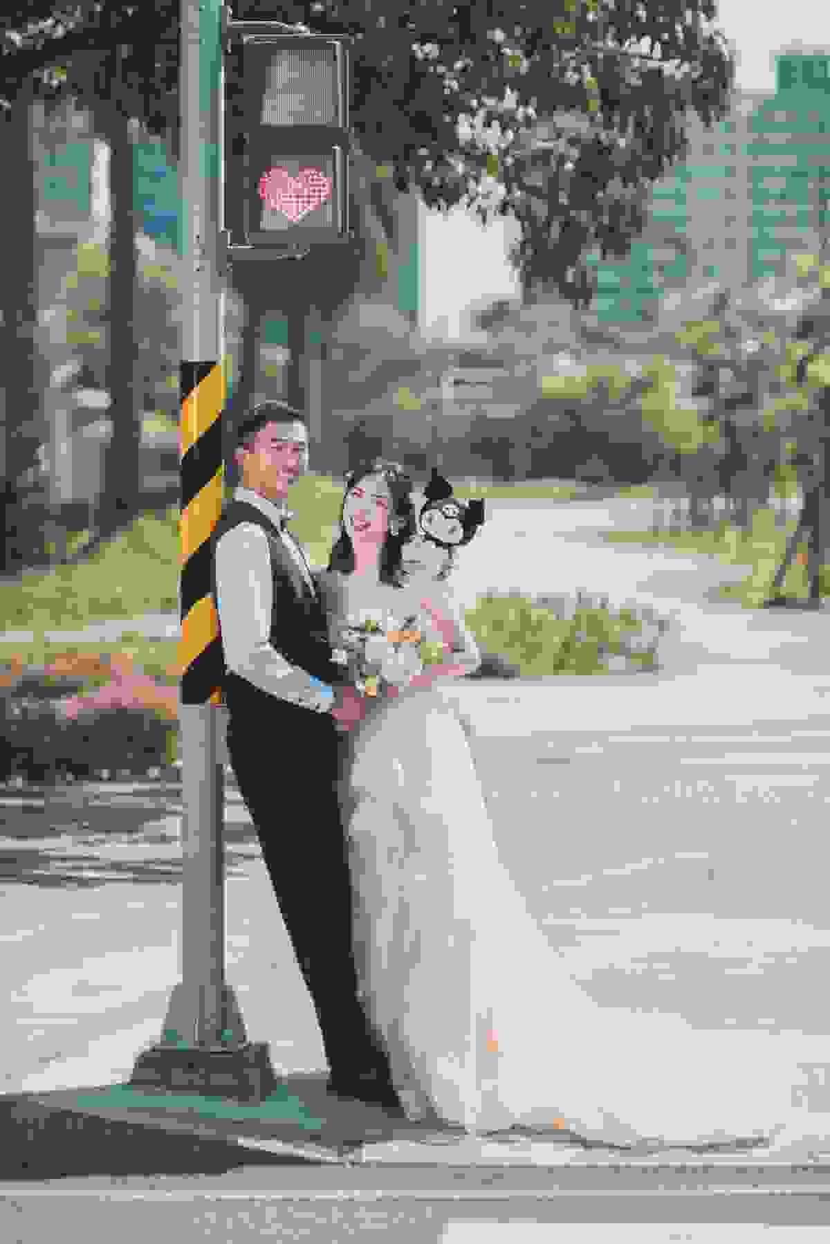 — Zhang Xiaoting "Alice's wedding service exceeded my expectations, the professional team made the entire wedding preparation process easy and enjoyable." Our team has assisted over 500 pairs of newlyweds in realizing their dream wedding. Wedding dress photography ✕ Boutique dress ✕ Professional consultant ✕ Ceremony design — Zhang Xiaoting "Alice's wedding service exceeded my expectations, the professional team made the entire wedding preparation process easy and enjoyable." Our team has assisted over 500 pairs of newlyweds in realizing their dream wedding. Wedding dress photography ✕ Boutique dress ✕ Professional consultant ✕ Ceremony design