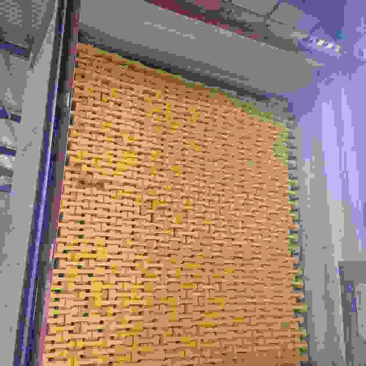 https://www.znsjwood.com/portfolio/items/yellow-wood-h20-timber-beam-wooden-i-beams