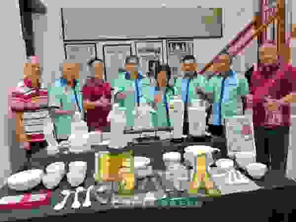 We actively promote traditional Chinese culture and facilitate multicultural exchange in society through various cultural activities and lectures. promote culture What are we doing Malacca Teck Hua Huay Kuan is one of Malaysia's long-established Chinese community organizations, founded in 1908, and has a history of over a hundred years. The association aims to unite the Dehua compatriots in the Malacca region, promote Chinese culture, enhance community ties, and actively participate in social welfare activities. We actively promote traditional Chinese culture and facilitate multicultural exchange in society through various cultural activities and lectures. promote culture What are we doing Malacca Teck Hua Huay Kuan is one of Malaysia's long-established Chinese community organizations, founded in 1908, and has a history of over a hundred years. The association aims to unite the Dehua compatriots in the Malacca region, promote Chinese culture, enhance community ties, and actively participate in social welfare activities.