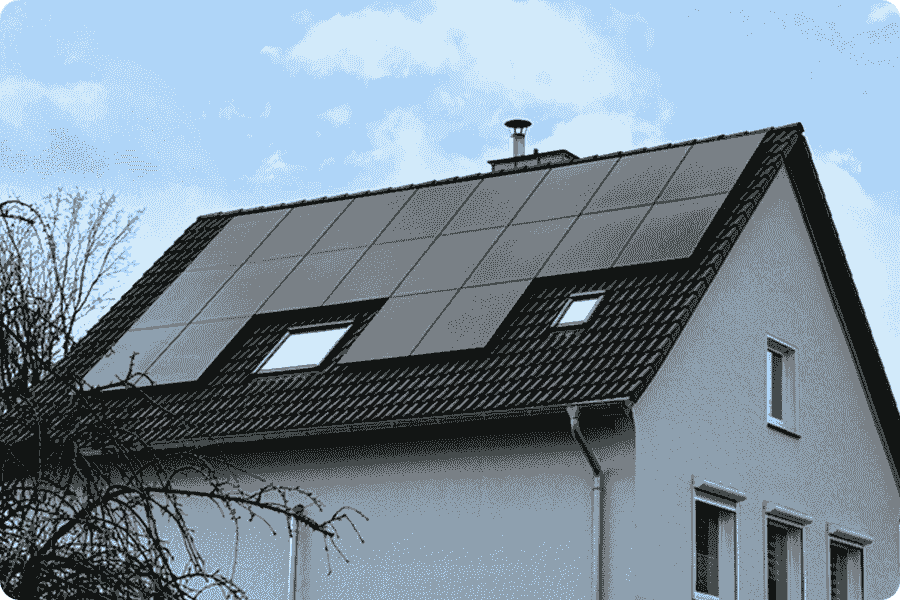 Maysunsolar Wohnprojekt in Deutschland, ausgestattet mit IBC 440W Full Black.