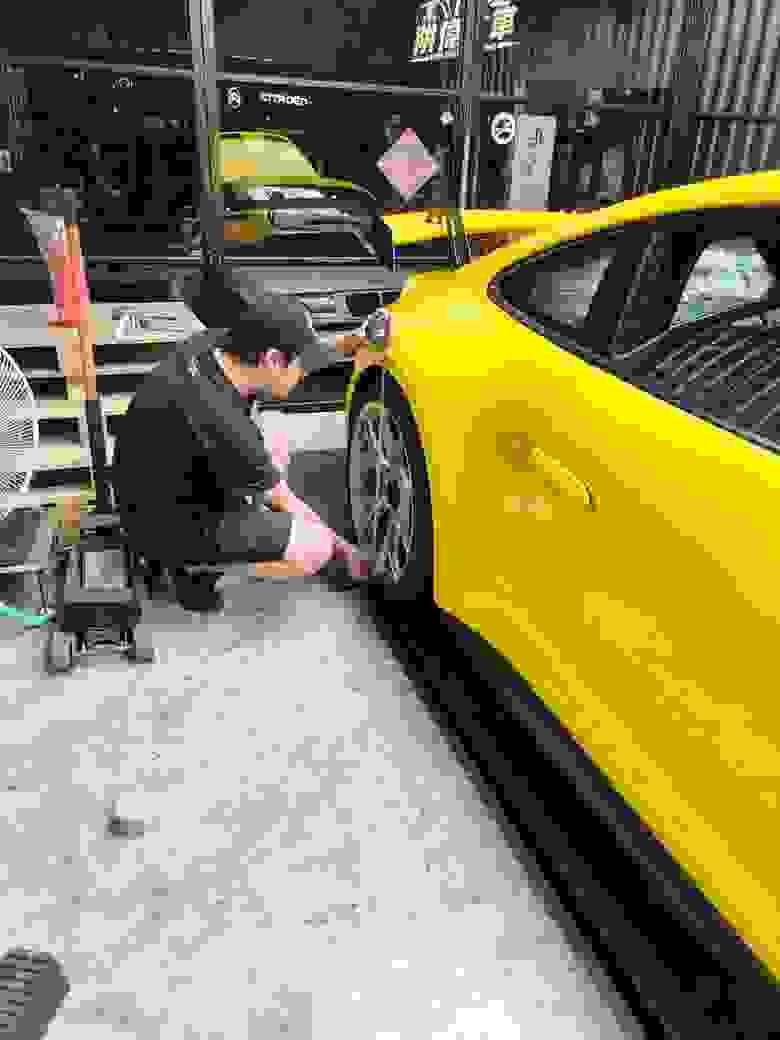 避震器、高低速、可調避震、garage75、3way、4way、、改裝避震器心得、ohlins、ttx、魚眼鐵套、改裝心得、卡鉗散熱、陶煞心得、porsche、gt3、大馬力、今川車業、gimo國際、GARAGE75、XYZ避震