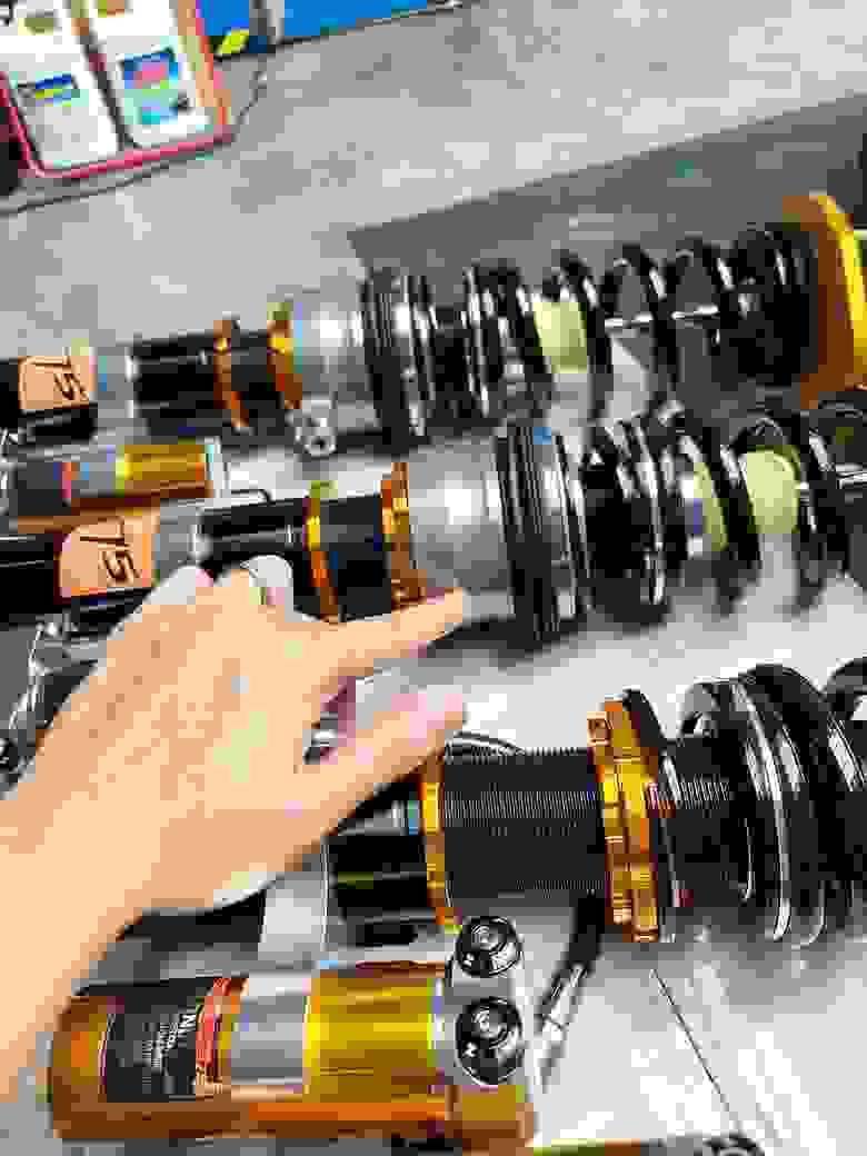 避震器、高低速、可調避震、garage75、3way、4way、、改裝避震器心得、ohlins、ttx、魚眼鐵套、改裝心得、卡鉗散熱、陶煞心得、porsche、gt3、大馬力、今川車業、gimo國際、GARAGE75、XYZ避震