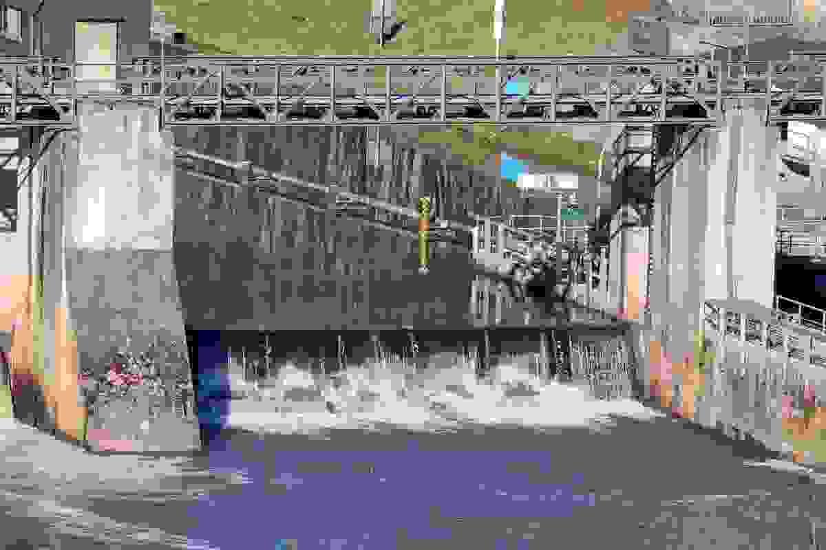 broken image