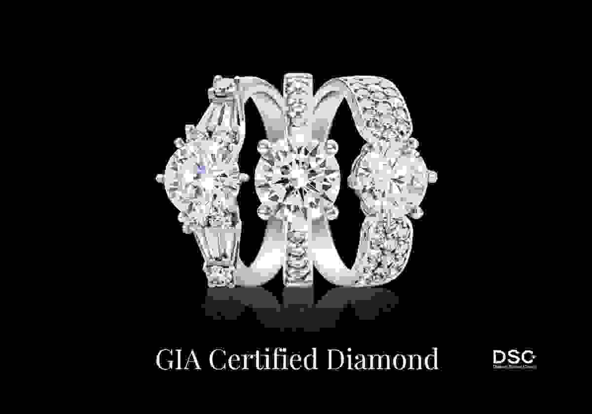三款 GIA 認證鑽戒展示,DSC 嚴選高品質鑽石,突顯完美車工及八心八箭極致火彩。 三款 GIA 認證鑽戒展示,DSC 嚴選高品質鑽石,突顯完美車工及八心八箭極致火彩。
