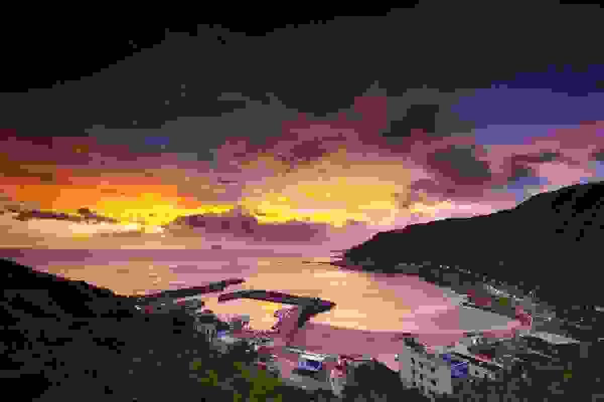 broken image