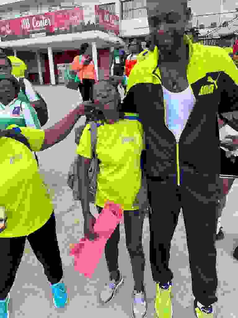 — Fatou Diarra Participate in the activities of WES+ allowed me to stay in shape while contributing to the preservation of our environment. An enriching experience. Our community has encouraged more than 3000 people to adopt an active and responsible lifestyle since 2011. WEEK-END SPORT+ (WES+)
Move to live, protect to transmit.
WEEK-END SPORT+ (WES+) is an Ivorian outdoor sports and eco-citizenship club, created in 2011 with a clear ambition: to make sport a powerful lever for health, environmental protection, and social cohesion.
More than just a sports club, WES+ brings together women and men of all ages around an active, responsible, and supportive way of life. Each activity is designed to improve physical condition, strengthen mental well-being, create lasting human bonds, and raise awareness about nature preservation.
Our motto is simple:
"Move to live, protect to transmit."
Our Vision
Make Week-end Sport+ the reference for ecological sport in Africa, inspiring a healthier, more active, more supportive, and more environmentally respectful society.
We cr — Fatou Diarra Participate in the activities of WES+ allowed me to stay in shape while contributing to the preservation of our environment. An enriching experience. Our community has encouraged more than 3000 people to adopt an active and responsible lifestyle since 2011. WEEK-END SPORT+ (WES+)
Move to live, protect to transmit.
WEEK-END SPORT+ (WES+) is an Ivorian outdoor sports and eco-citizenship club, created in 2011 with a clear ambition: to make sport a powerful lever for health, environmental protection, and social cohesion.
More than just a sports club, WES+ brings together women and men of all ages around an active, responsible, and supportive way of life. Each activity is designed to improve physical condition, strengthen mental well-being, create lasting human bonds, and raise awareness about nature preservation.
Our motto is simple:
"Move to live, protect to transmit."
Our Vision
Make Week-end Sport+ the reference for ecological sport in Africa, inspiring a healthier, more active, more supportive, and more environmentally respectful society.
We cr