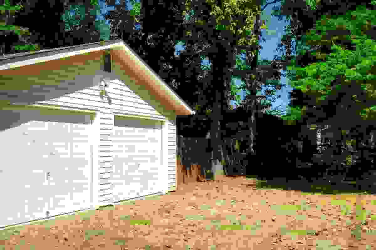 Garage icon — detached 24x24 2-car garage at 1002 W Northfield Blvd Garage icon — detached 24x24 2-car garage at 1002 W Northfield Blvd
