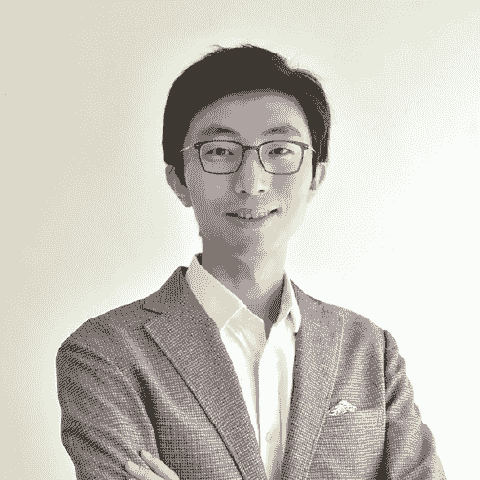 Portrait photo of Dr. Laurence Lau, Co-founder & CEO Portrait photo of Dr. Laurence Lau, Co-founder & CEO