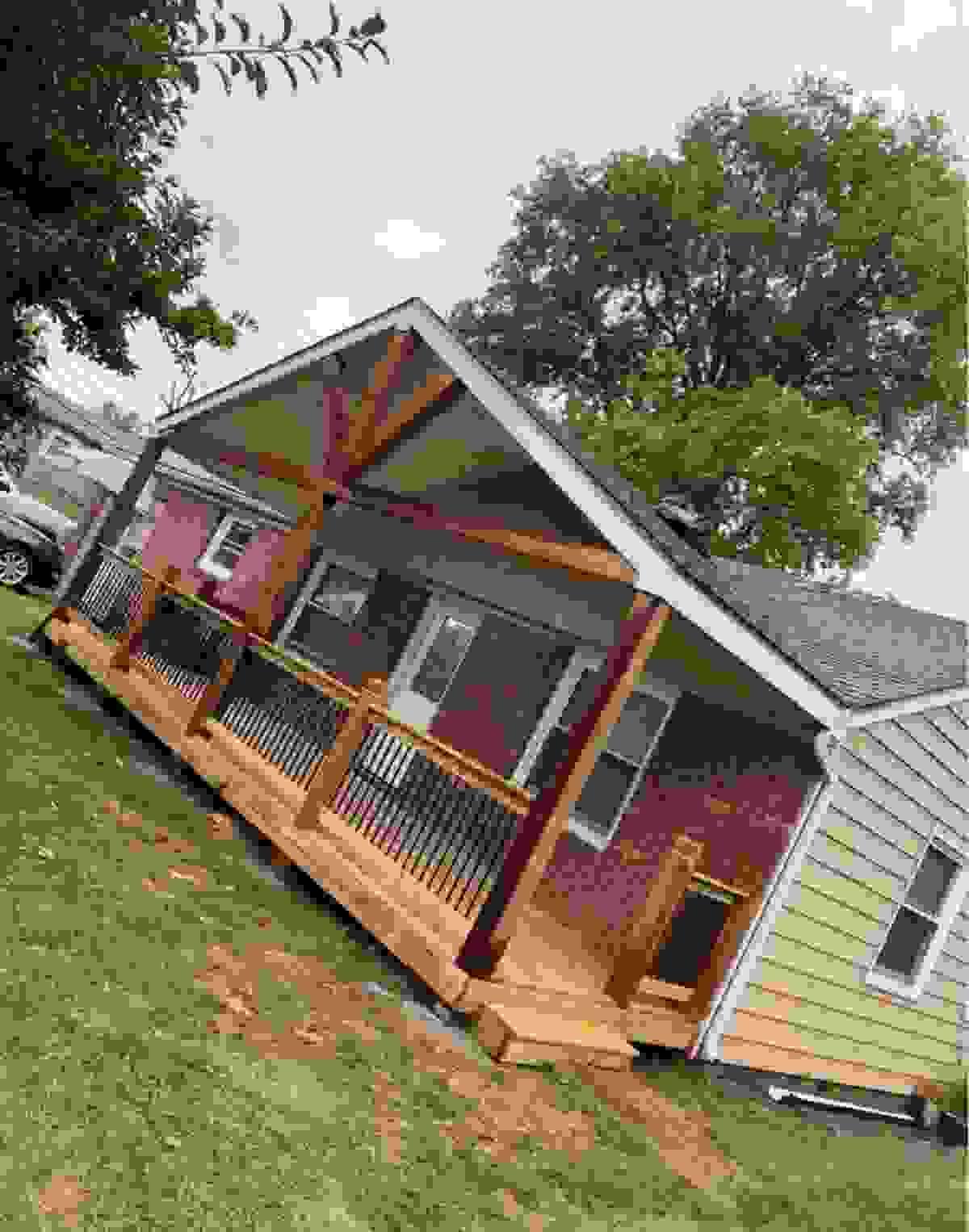 A place for morning coffee and evening relaxing beautiful built porch in Roanoke 