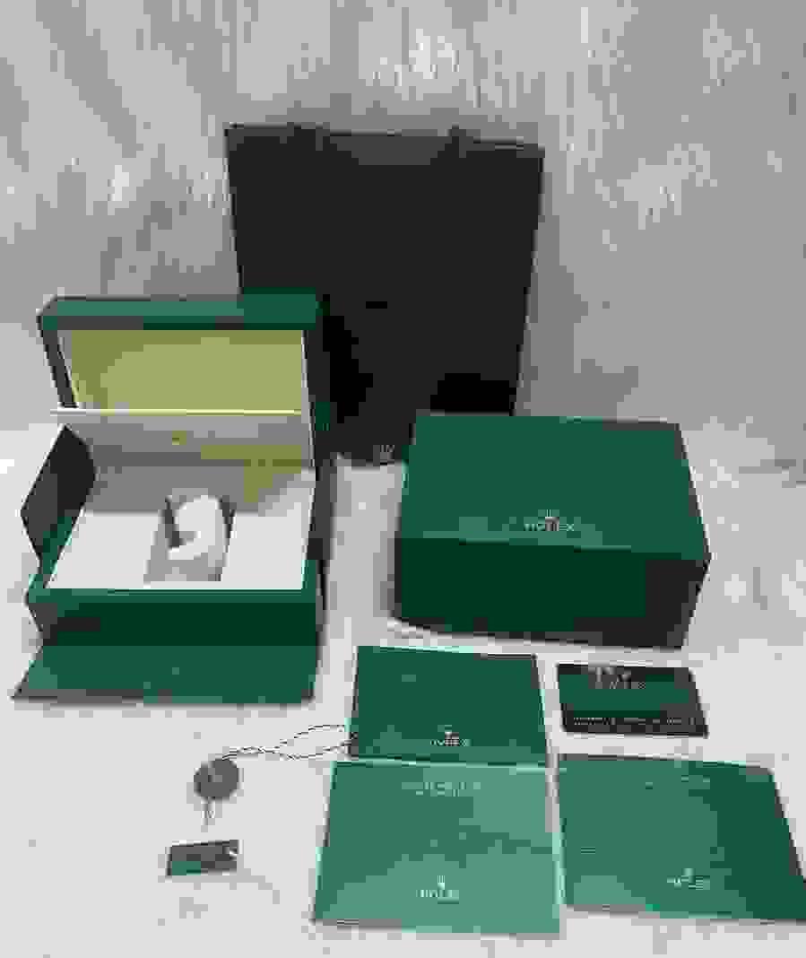 Enjoy the privilege of owning limited edition pieces that reflect your unique taste and appreciation for luxury. Exclusivity What We Offer 售賣奢侈高端名牌包以及名牌高級機械手錶 Enjoy the privilege of owning limited edition pieces that reflect your unique taste and appreciation for luxury. Exclusivity What We Offer 售賣奢侈高端名牌包以及名牌高級機械手錶