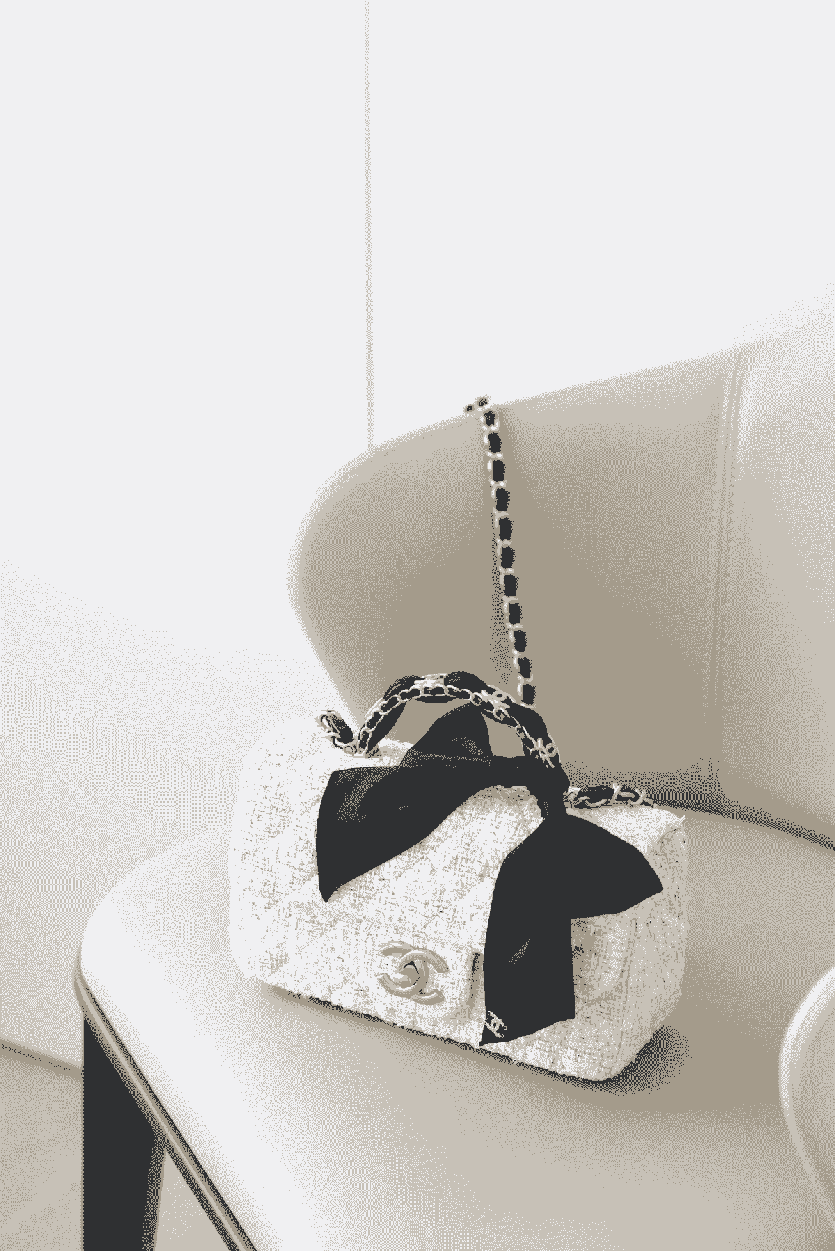 Enjoy the privilege of owning limited edition pieces that reflect your unique taste and appreciation for luxury. Exclusivity What We Offer 售賣奢侈高端名牌包以及名牌高級機械手錶 Enjoy the privilege of owning limited edition pieces that reflect your unique taste and appreciation for luxury. Exclusivity What We Offer 售賣奢侈高端名牌包以及名牌高級機械手錶