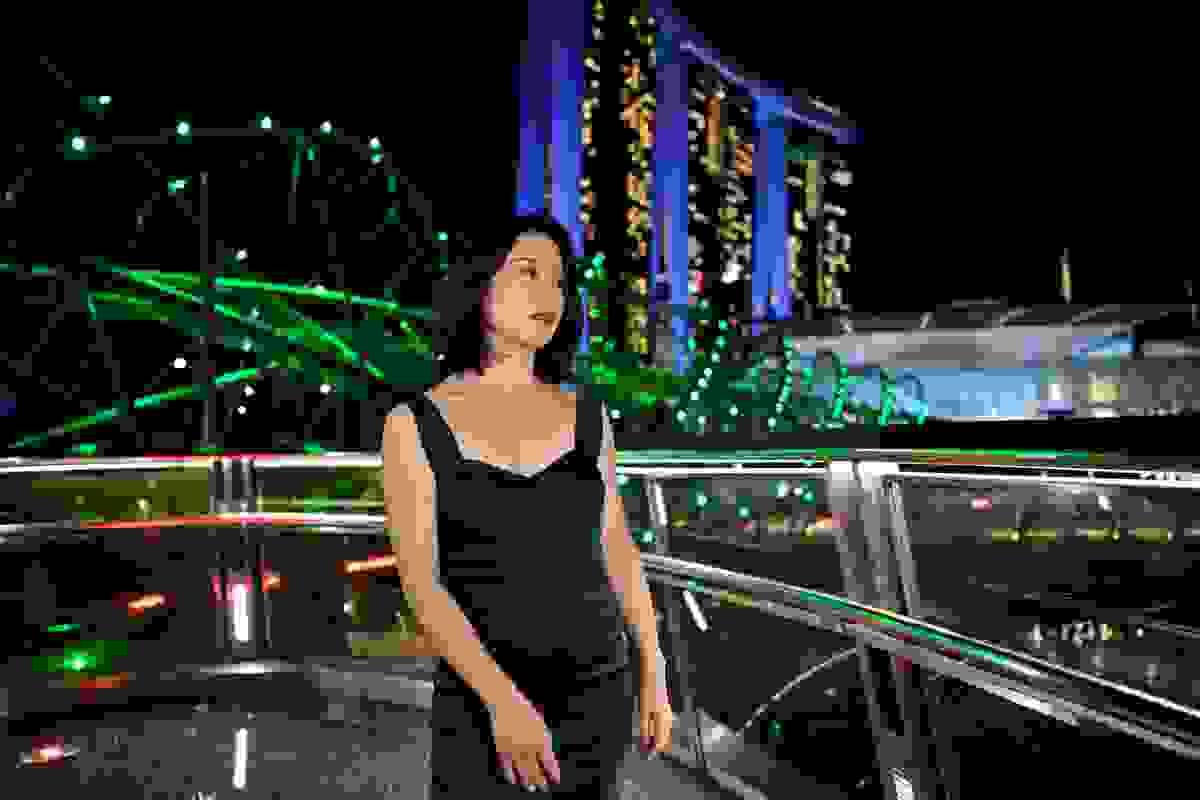 Marina Bay Sands Night portrait photoshoot on Helix Bridge