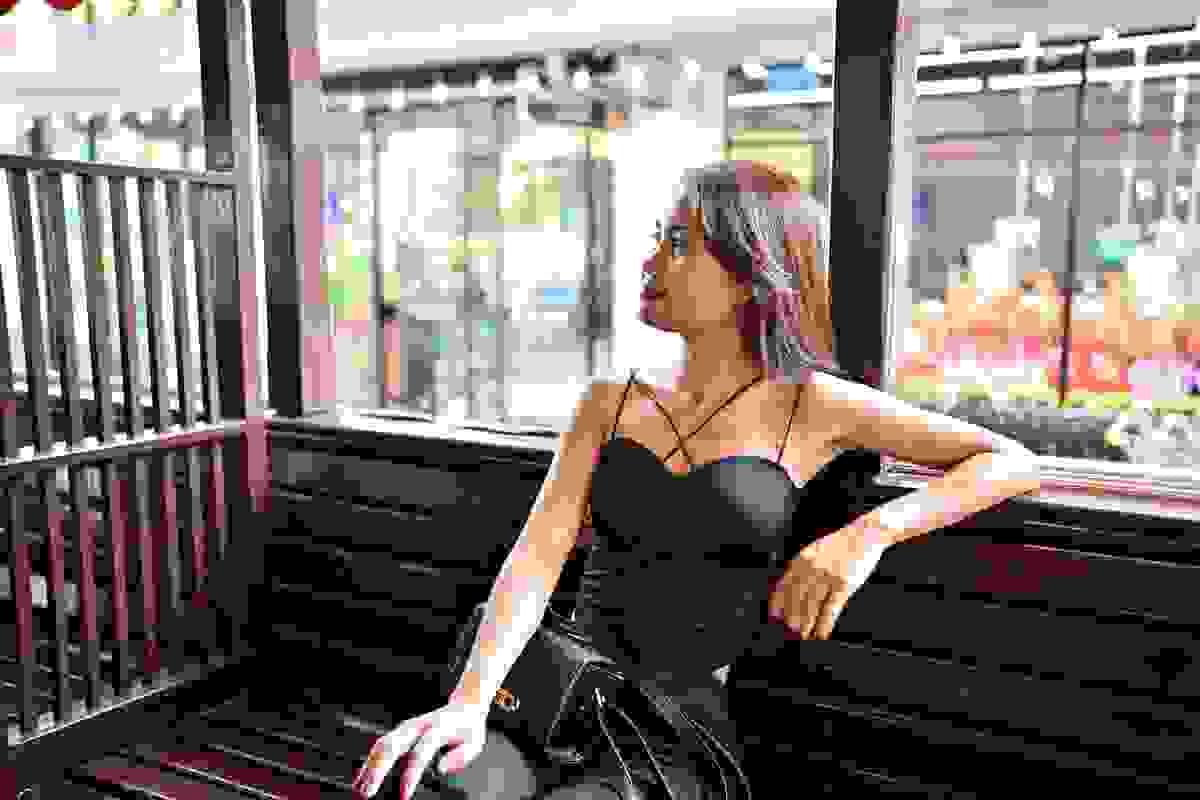 photoshoot in Bangkok riverside night market