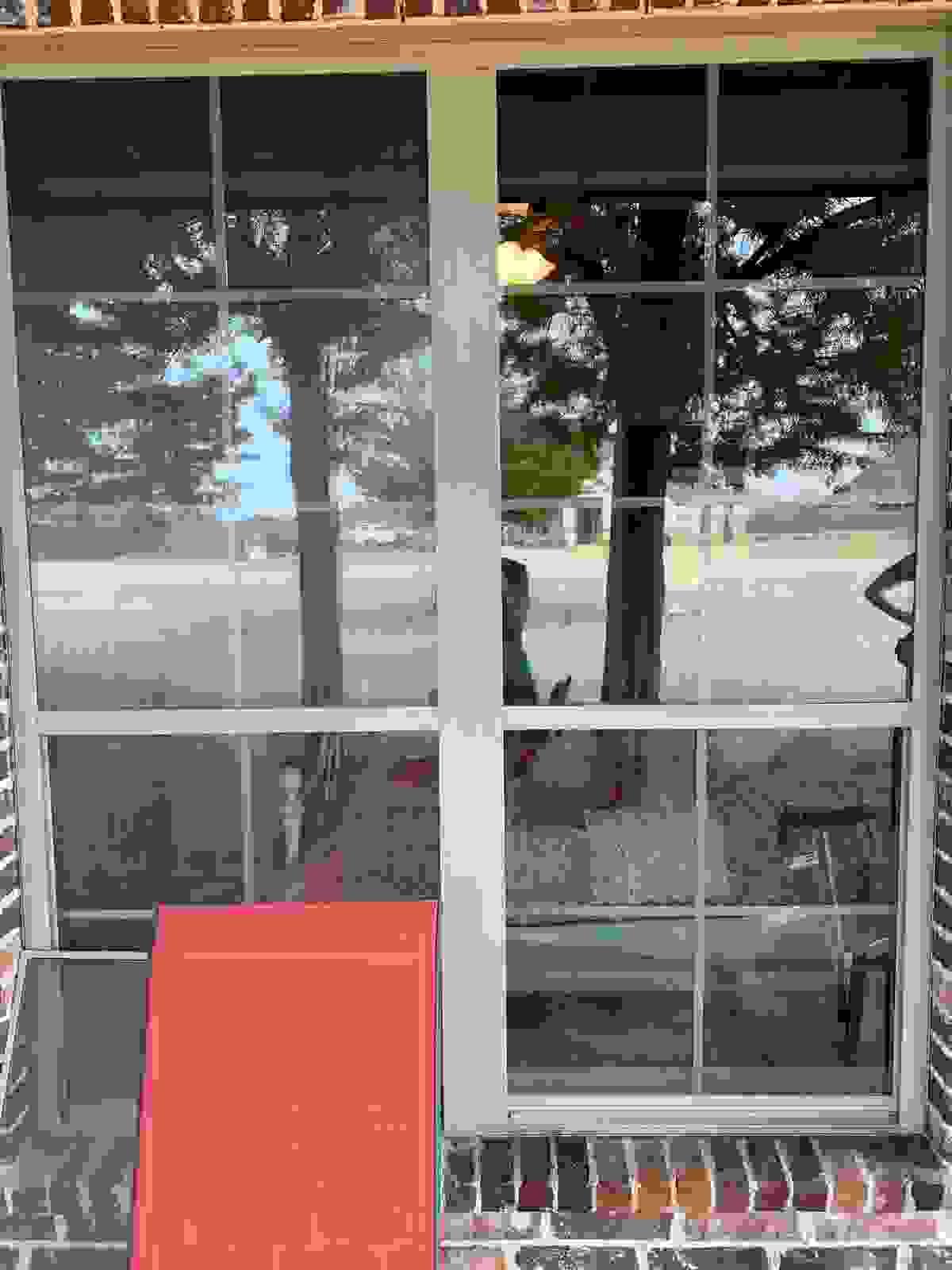 Before and off after of living room window cleaning in Duncanville TX Before and off after of living room window cleaning in Duncanville TX