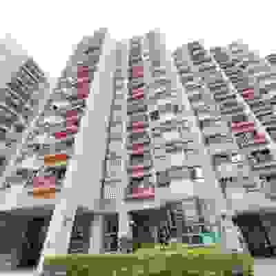 山水畫樓B區位於新店區安民街，總樓高15樓共127戶，格局2-4房、店面，近康是美藥妝店、安康高中、中信高中、安坑輕軌安康站